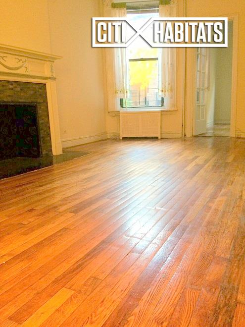 Foto principal - 532 W 114th St