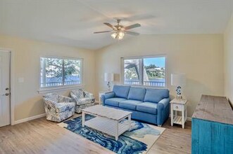 Building Photo - 240 Harmon Ave