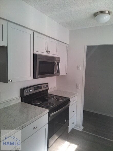 Building Photo - 901 Olmstead Dr