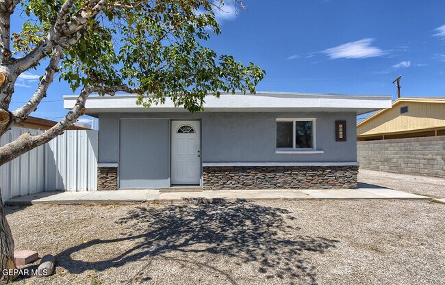 Foto del edificio - 7409 Mimosa Ave