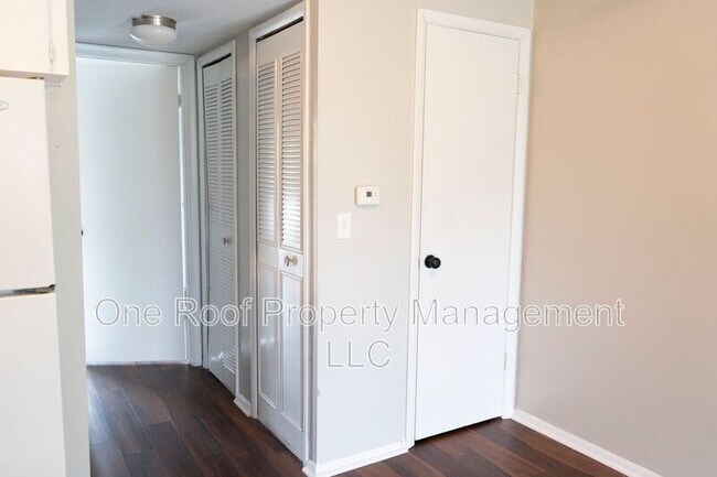 Building Photo - 3115 Barnett Ave