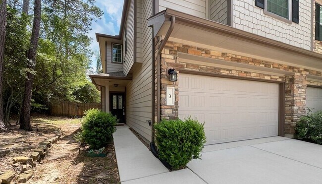Building Photo - 3 Fairlee Ct