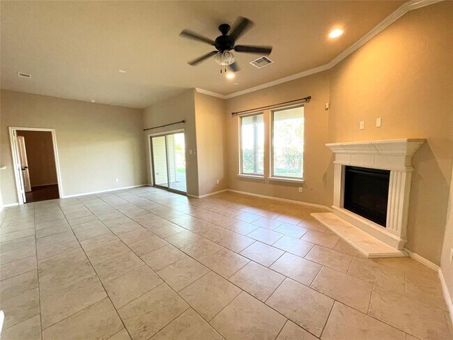 Foto del edificio - 2310 Eagle Ln