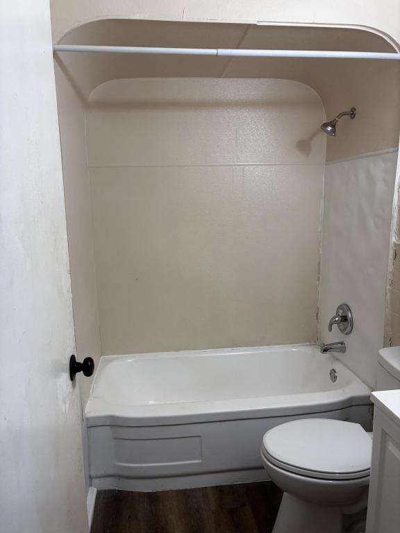 Foto del edificio - 9757 Lorna Ln