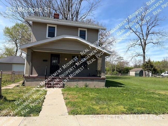Photo - 257 Medford St House