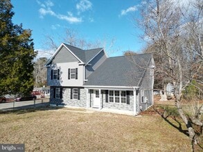 Building Photo - 40750 King Dr