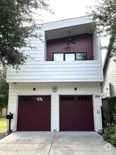 Building Photo - 804 Dorothy St