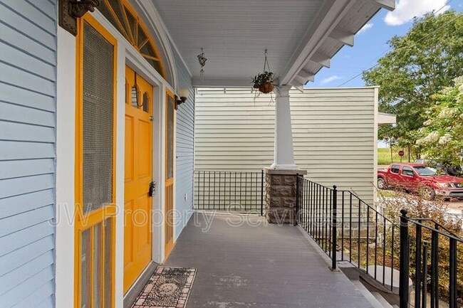 Foto del edificio - 309 Red Allen Wy