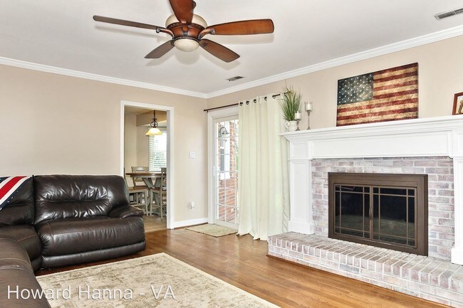 Building Photo - 4 br, 2 bath House - 561 Woodstock Road