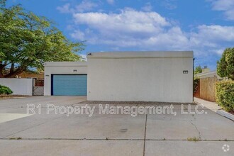 Building Photo - 2113 Chelwood Park Blvd NE