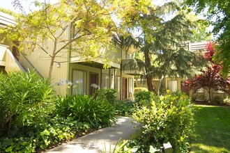 Lincoln Glen Apartments Rentals - Sunnyvale, CA | Apartments.com