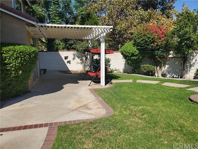Building Photo - 5553 Lone Pine Dr