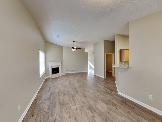 Foto del edificio - 732 Creek Bottom Rd
