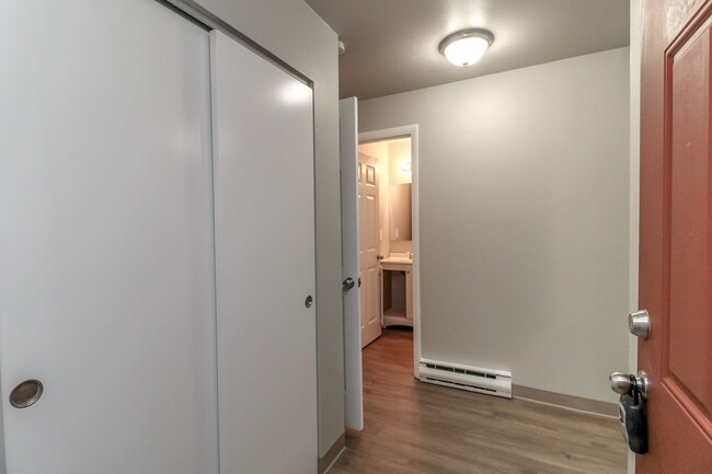 Interior Photo - Drexel ll Apartments