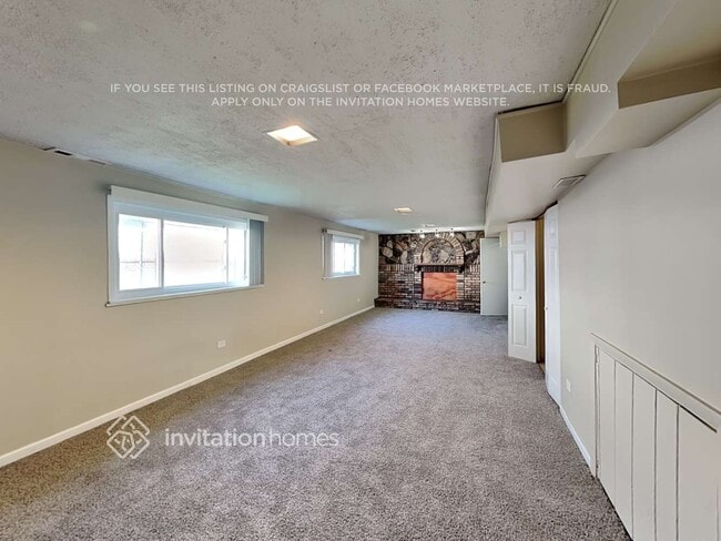 Building Photo - 6425 180th Pl