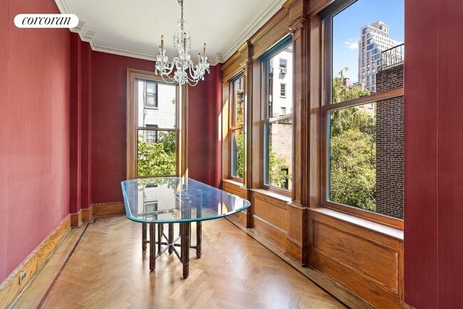 Building Photo - 37 W 87th St