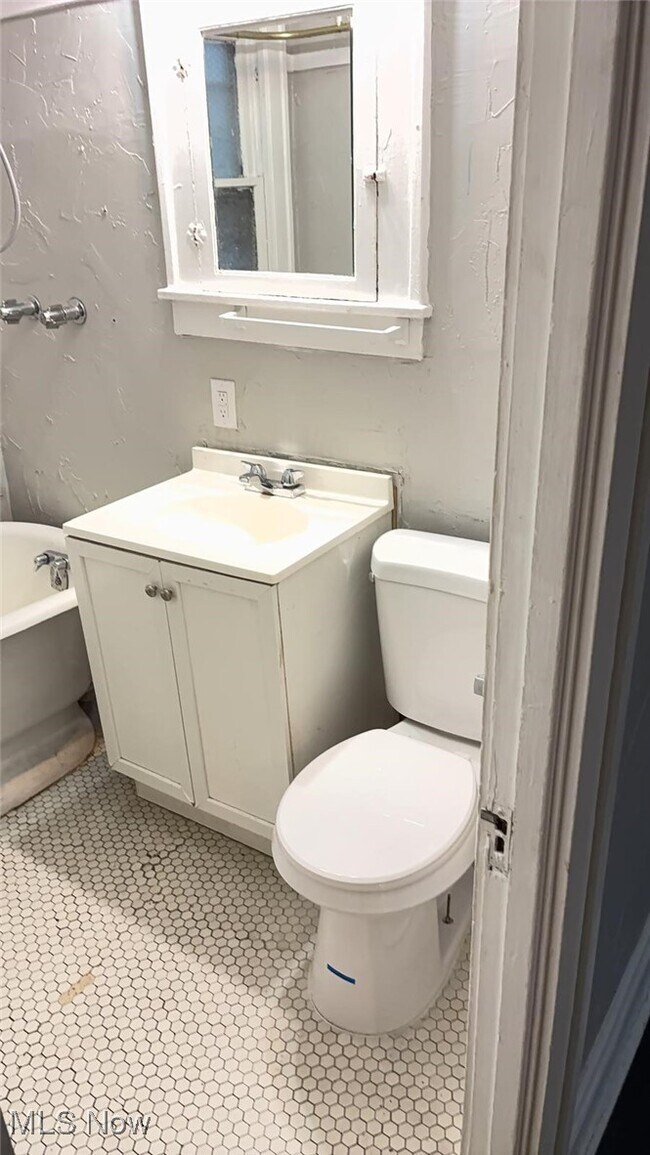 Foto del edificio - 2171 Olive Ave