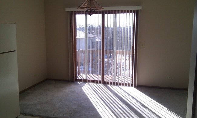 Foto del edificio - 280 WoodridgeUnit C