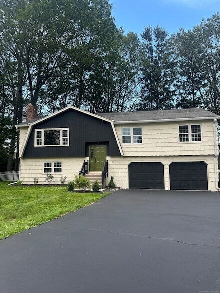 Primary Photo - 29 Magellan Dr