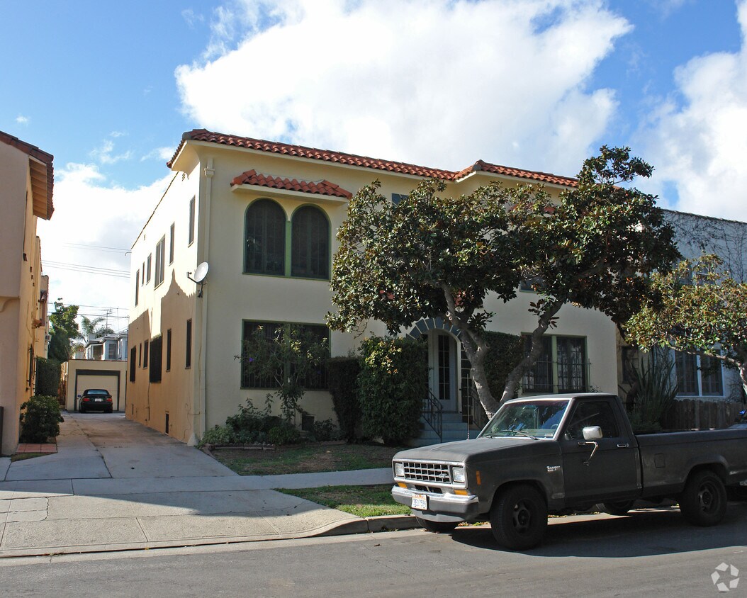 Primary Photo - 429 N Spaulding Ave