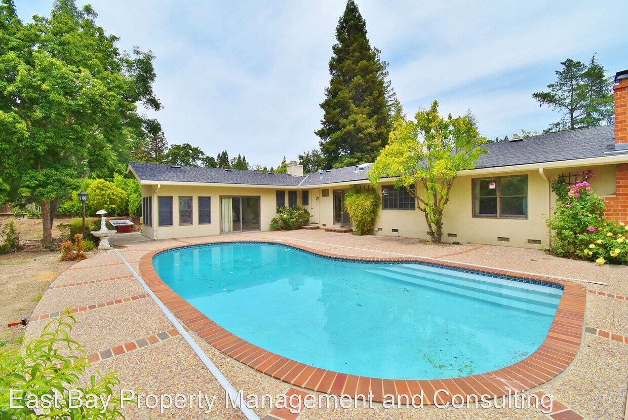 Primary Photo - 4 br, 3 bath House - 2994 Roundhill Rd.