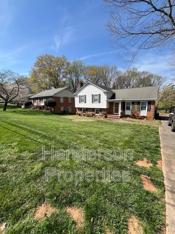 Foto del edificio - 5906 Colchester Pl