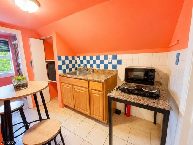 Foto del edificio - 284 Hunterdon St