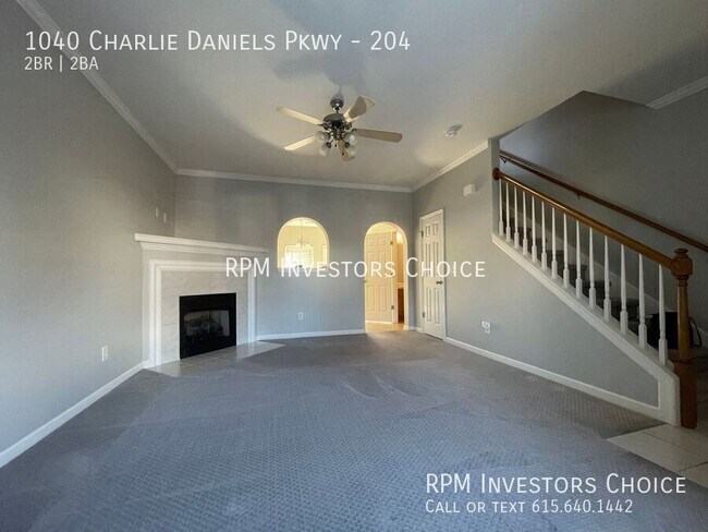 Foto del edificio - 1040 Charlie Daniels Pkwy