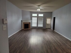 Building Photo - 14123 Curry Creek Ln