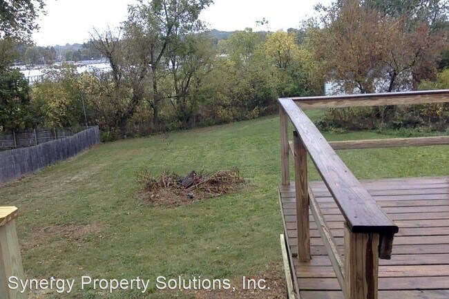 Foto del edificio - 3 br, 1 bath House - 79 Bahl Ave. Richland