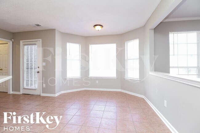 Foto del edificio - 5153 Grand Pines Dr