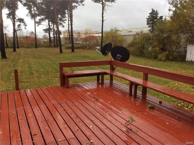 Foto del edificio - 26804 Holbrook Rd