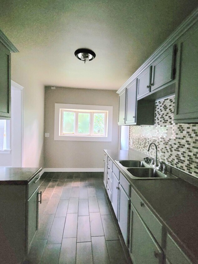 Foto del edificio - 4340 Maryland St