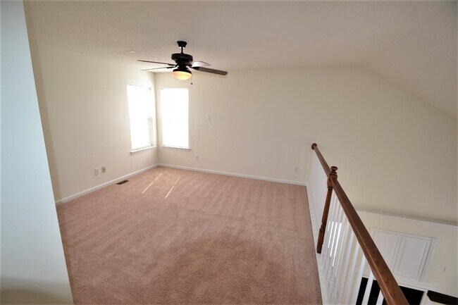 Foto del edificio - 5938 Laurenfield Dr