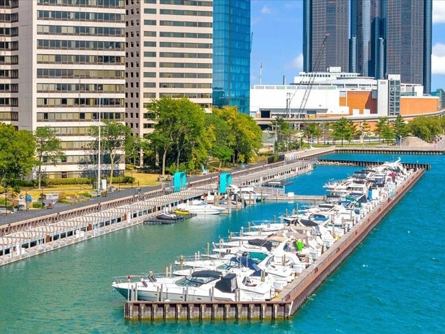 Vista exterior de las torres Riverfront - Riverfront Towers