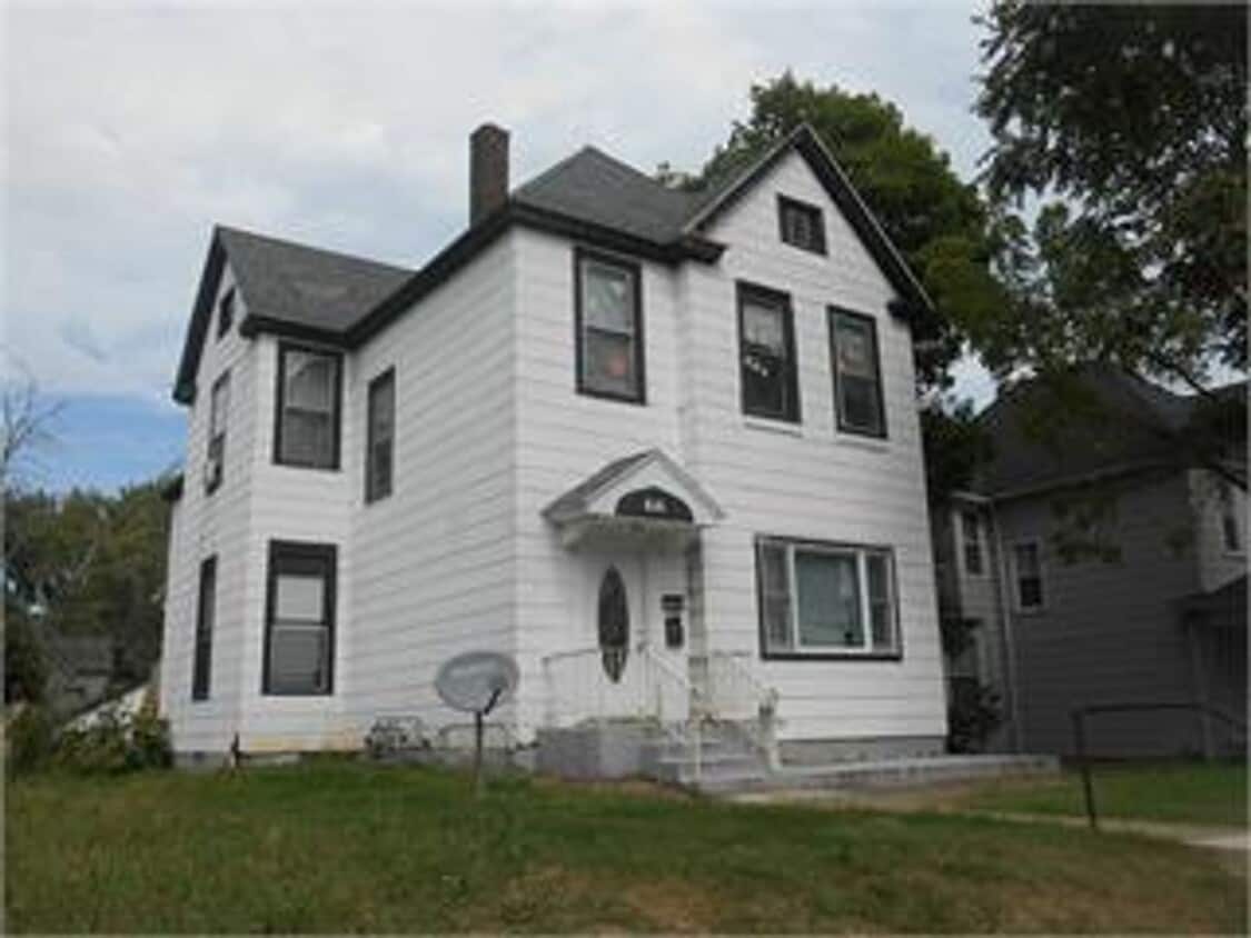 Primary Photo - 616 W 14th St