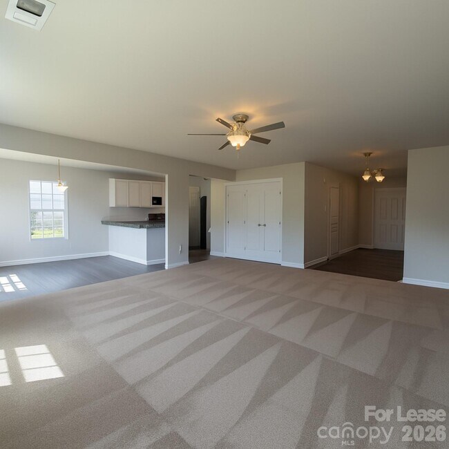 Building Photo - 9354 Creedmore Hills Dr