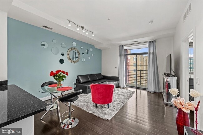 Foto del edificio - 1111 Oronoco St