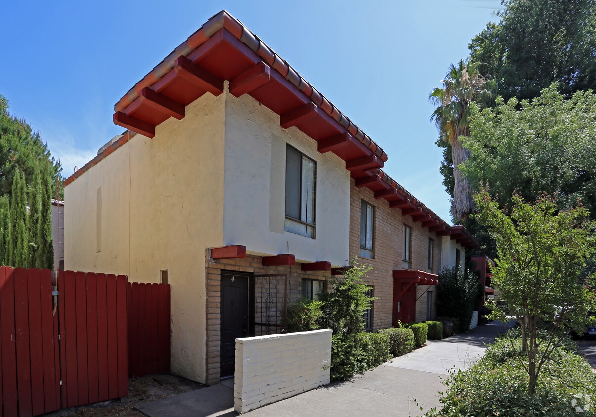 Building Photo - 2311 P St