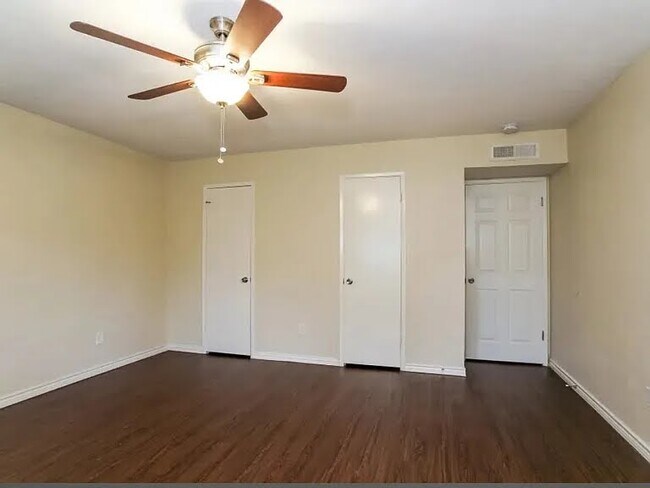 Foto del edificio - 19923 Rustic Lake Ln