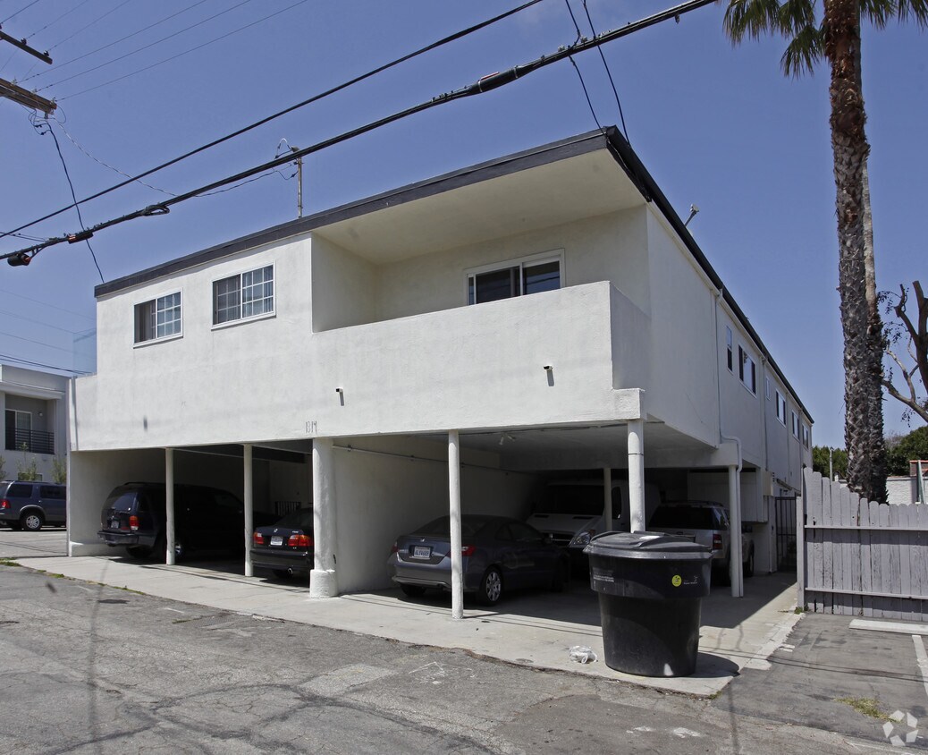 Building Photo - 1814 10th St