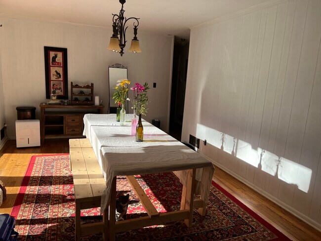 Foto del edificio - 640 Collingwood Dr