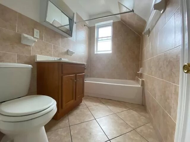 Foto del edificio - 2292 Bathgate Ave