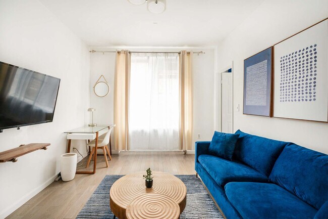 Building Photo - 428-430-430 W 47th St