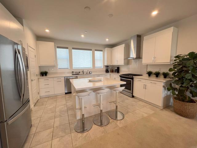 Building Photo - 2711 Via Avella