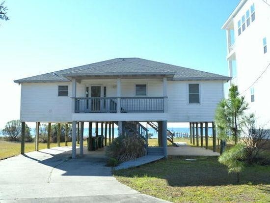 Building Photo - 5259 Soundside Dr