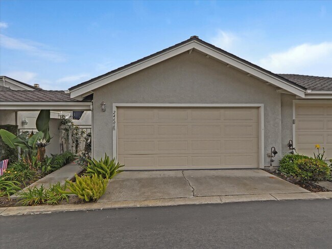 Building Photo - 24606 Polaris Dr