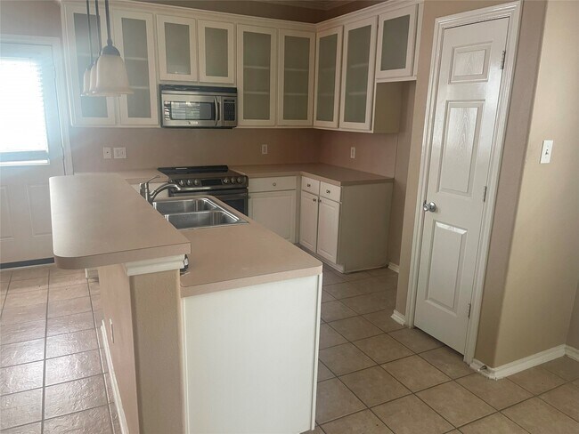 Foto del edificio - 5815 Vinemont Ln