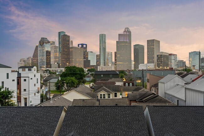 Foto del edificio - 1404 Bailey St
