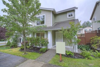 Building Photo - 7617 Orchard Ave SE